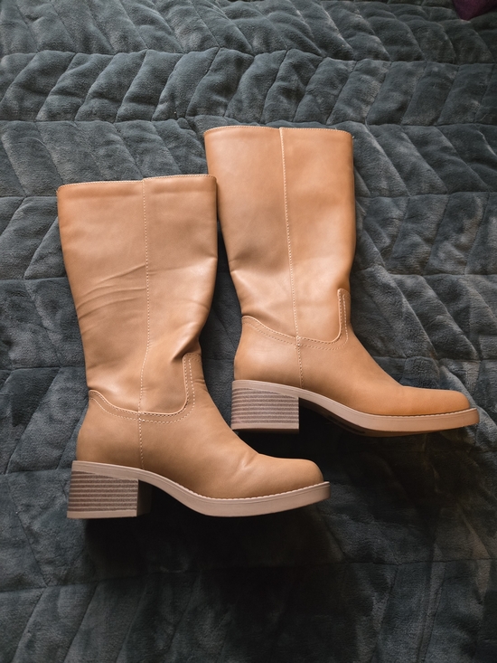 Soda Shoes - NWOT Soda Tan Mid-Calf Block Heel Boots